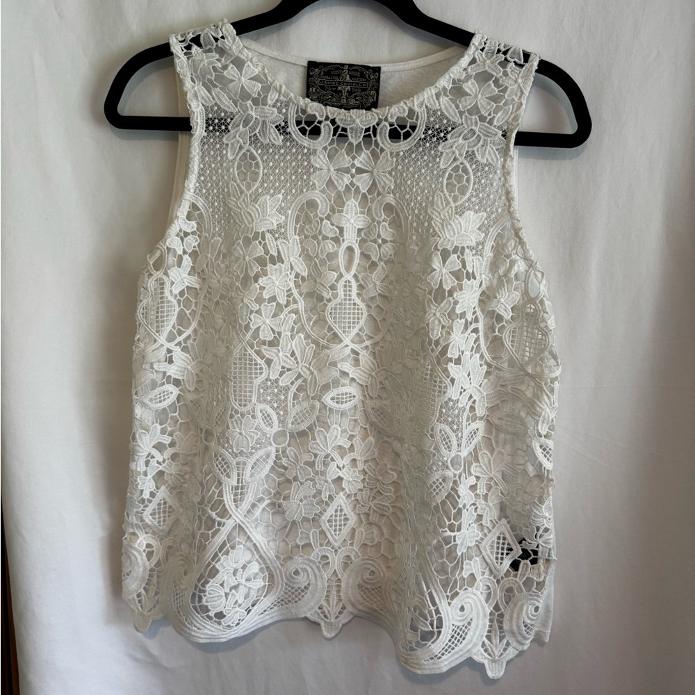 James Coviello Elegant White Lace Sleeveless Top Size M